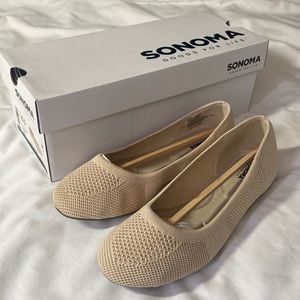 brand new comfort knit shoes